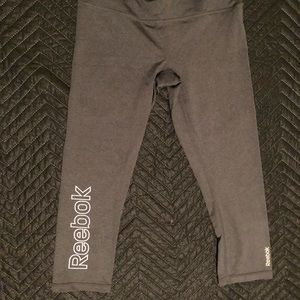 Women’s workout capris